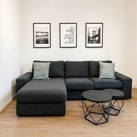 Apartment 3-zimmer Monteurunterkunft Mit Pkw-stellplatz Für Bis Zu 6 Personen In Horn-lehe Bremen